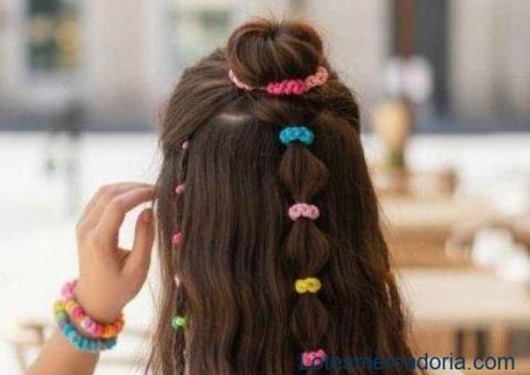 Pulseira e xuxinhas lote 100